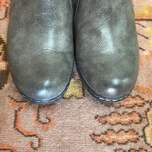 Croft & Barrow clogs shees leather grey sz 7 - Picture 2 of 4